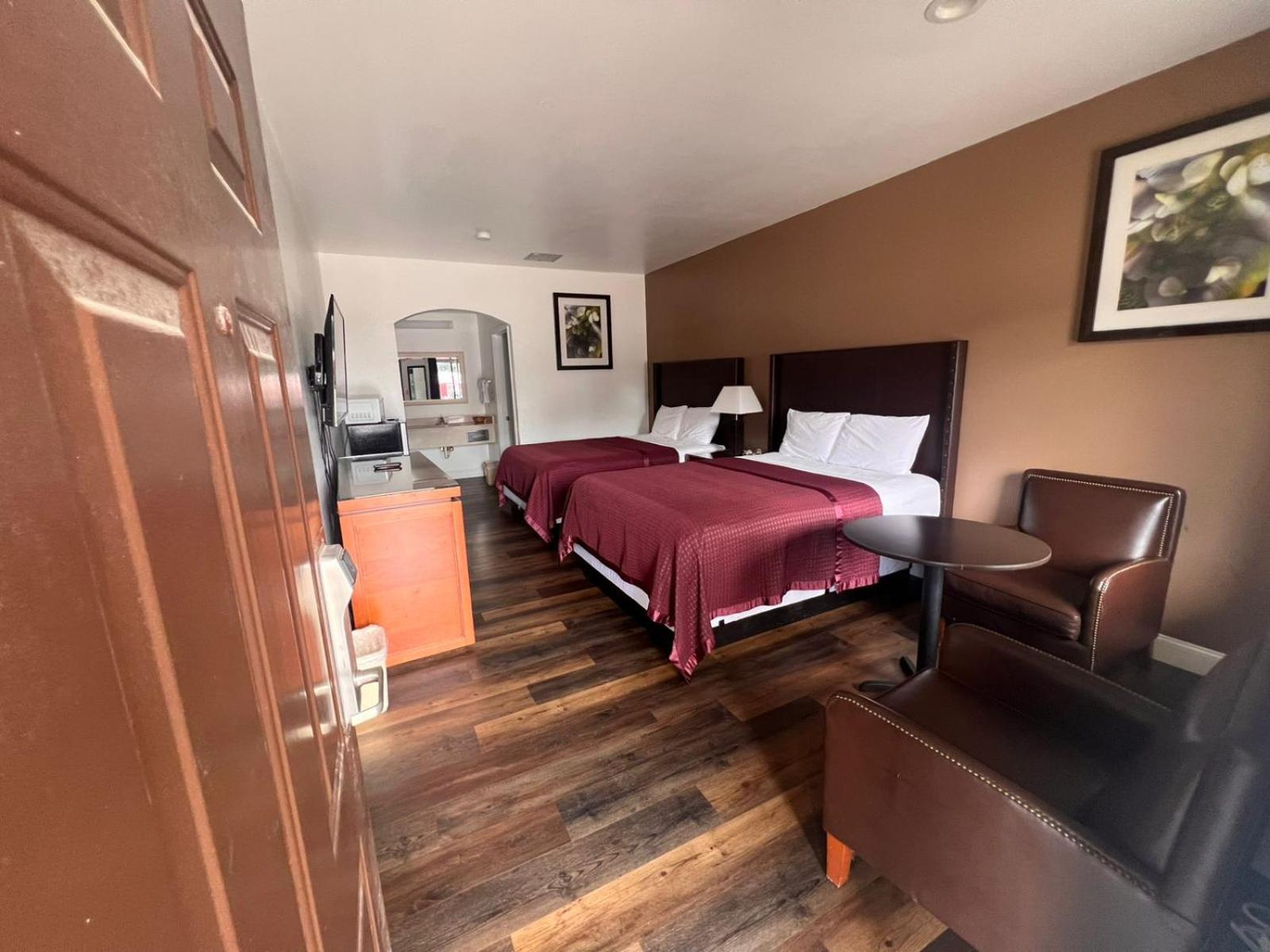 Budget Inn By Oyo San Augustine Extérieur photo