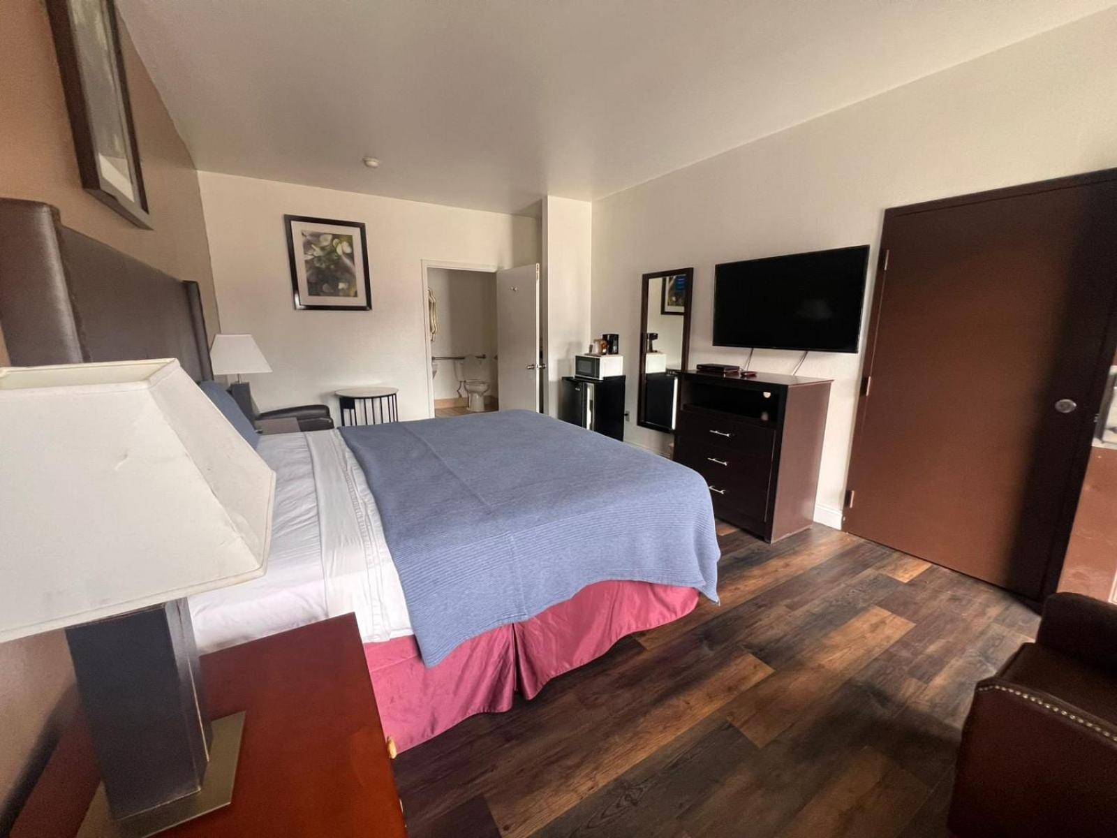 Budget Inn By Oyo San Augustine Extérieur photo